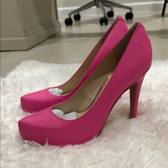 Jessica Simpson Pink Shoes - Picture 5 of 5
